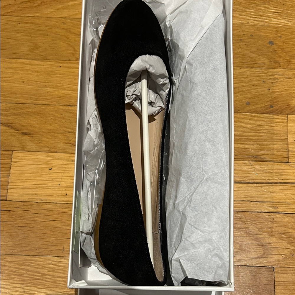 Garnet Hill Elegant Leather Black Flats- Made in Italy